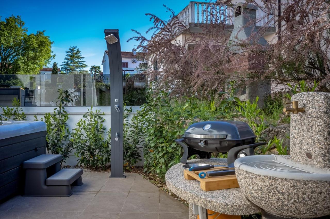 Apartma Skubic Duhljica Vantacici Exterior foto